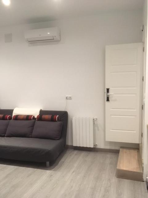 Hostal Goyal Pizarro Madrid Eksteriør billede