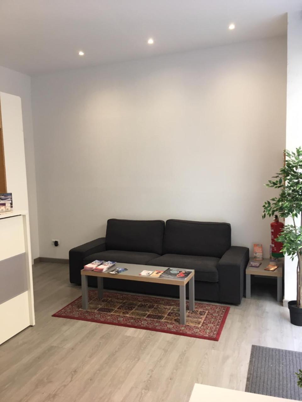 Hostal Goyal Pizarro Madrid Eksteriør billede